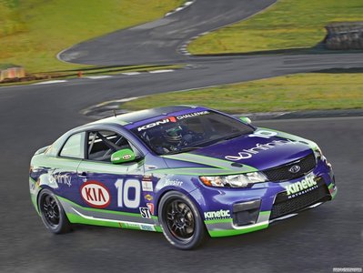 kia_forte_koup_grand_am_racecar.jpg