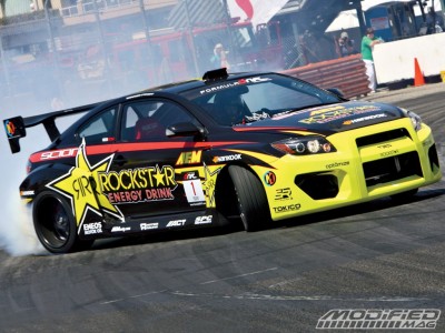 modp_0908_13_o+2009_formula_drift_round_1+tanner_foust_scion_tc.jpg