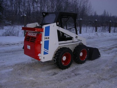 spectehnika-minipogruzchik-BOBCAT-743--1_big--10122009584214102300.jpg