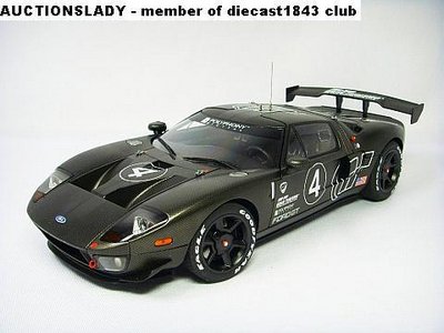 Модель автомобиля в масштабе 1:18 AUTOart Ford GT LM Spec II Test Car Gran Turismo R